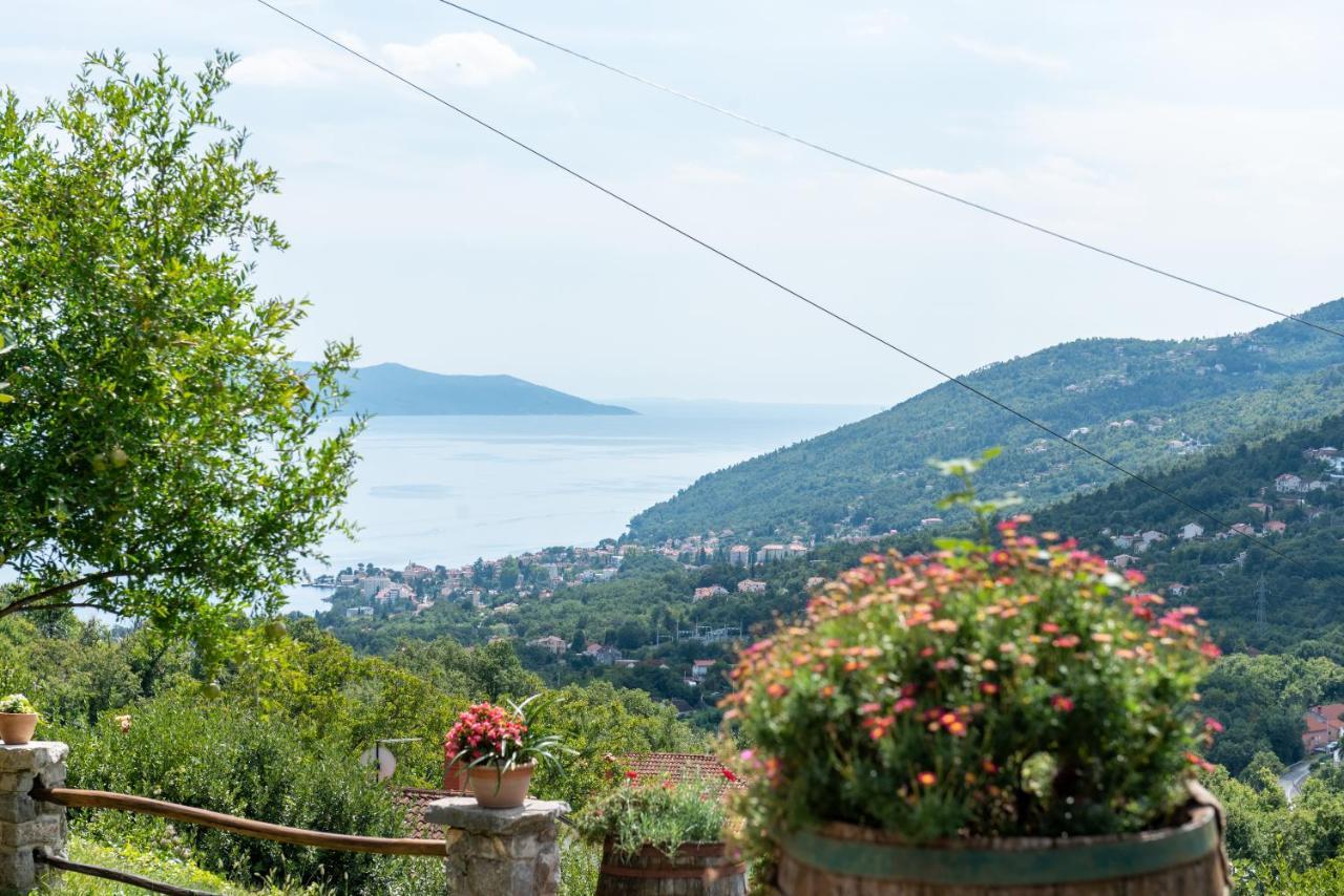 Sea View Apartment With Garden Near Opatija Veprinac エクステリア 写真