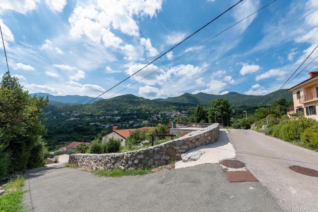 Sea View Apartment With Garden Near Opatija Veprinac エクステリア 写真